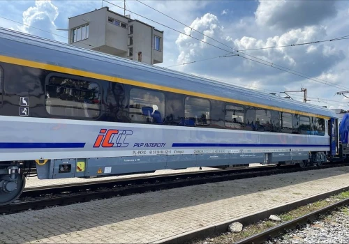 PKP odkryły karty. Rekordowa liczba połączeń na wakacje