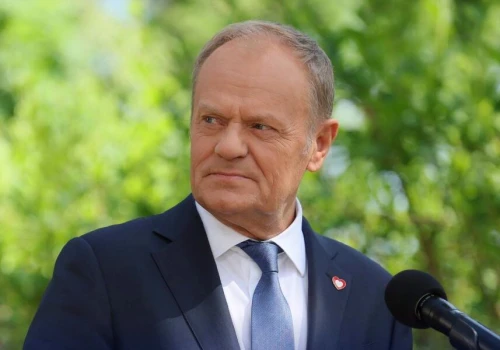 Koniec taniego paliwa w Polsce. Donald Tusk zapowiedział wygaszenie programu CPN