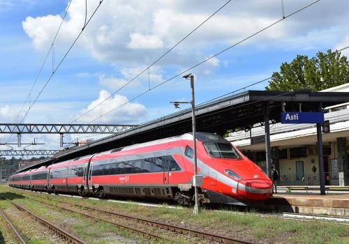 Frecciarossa po raz pierwszy połączy Neapol z Bari i Lecce