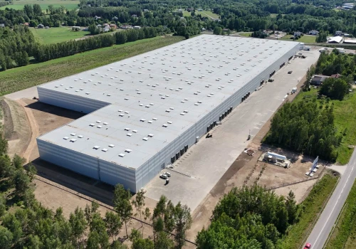 Kolejna duża transakcja na rynku. Hillwood sprzedaje centrum logistyczne pod Warszawą