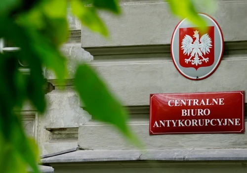 Szef CBA reaguje na zarzuty dla funkcjonariuszki. 