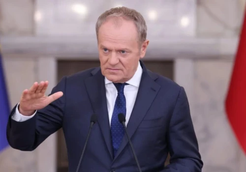 Dodatkowe dni wolne w sierpniu, ale nie dla wszystkich. Tusk się nie wahał