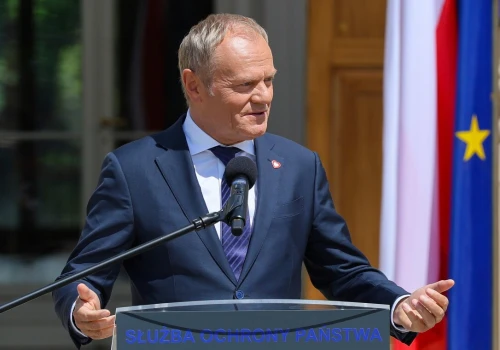 Tusk sam marzy o wciągnięciu do Białego Domu