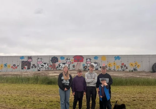 Mają 110 krów, 100 ha i piątkę dzieci. Dziś musieli odłożyć marzenia o rozwoju
