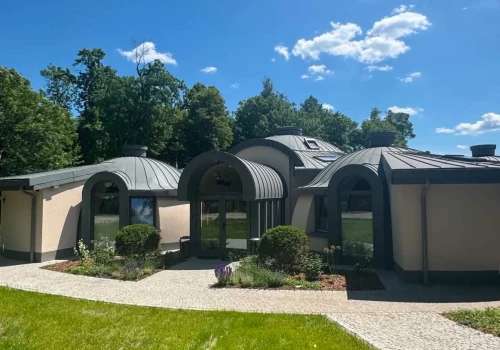 Domy Kopułowe. Nowy wymiar regeneracji w znanym hotelu dla dorosłych