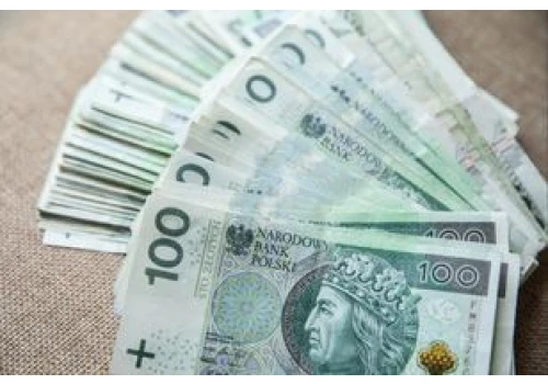 Pieniądze dla kolejnych artystów. Nawet 75 tys. zł. Projekt w Sejmie