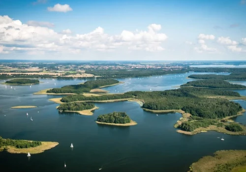 Mazury za 10 lat – turystyczny raj czy zmarnowana szansa?