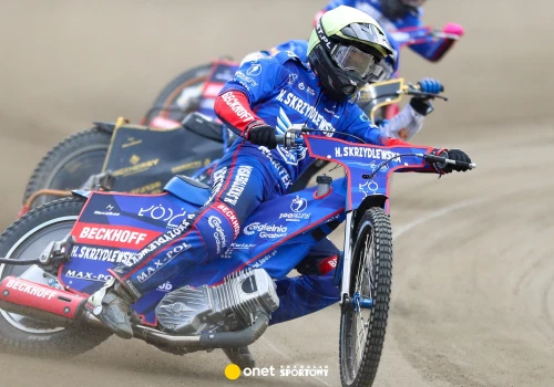 ORZEŁ-STAL: Przewaga gości w Łodzi