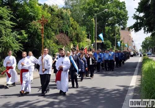 Rybniczanie przeszli przez miasto z figurą św. Antoniego. Tak wyglądał odpust w bazylice