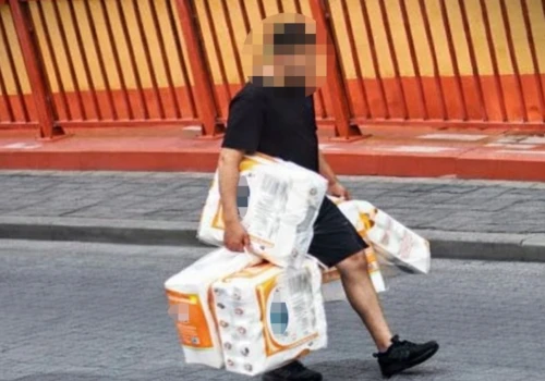 42-latek ukradł 1800 rolek papieru toaletowego. „Kryzys żołądkowy czy złodziejstwo?”