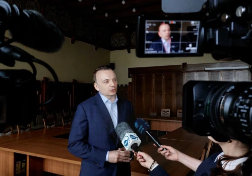 Hamlet krakowski. (Nie)Polityczny Kraków