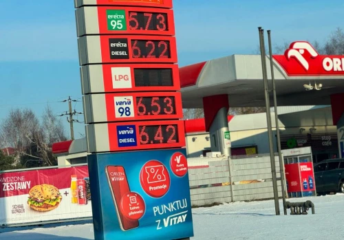 Uwaga! Kierowcy powinni przygotować się na koniec taniego tankowania. Benzyna i diesel podrożeją