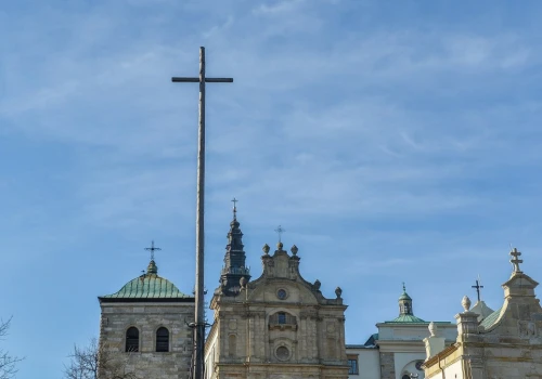 Od pogańskich wałów po mumię księcia. Podróż przez dzieje Łysej Góry