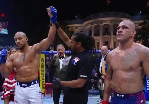 Sensacja w Białym Domu! Alex Pereira znokautowany w walce o pas UFC