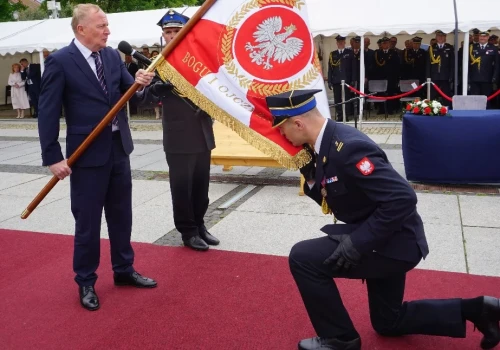 Jubileusz zawodowej straży pożarnej w Węgrowie. Historia pięciu dekad (zdjęcia)