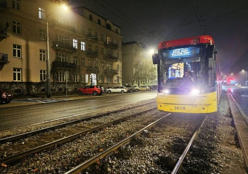 Warszawa: Al. Niepodległości bez tramwajów. Ruszają prace
