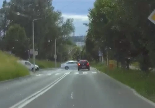 Senior miał dużo szczęścia. Oj naprawdę dużo szczęścia...
