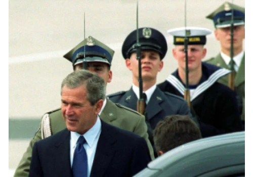 „Polska może liczyć na Amerykę” - 25 lat od historycznej wizyty prezydenta USA