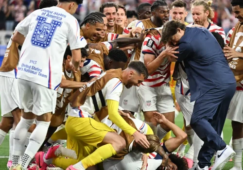 Trump, FIFA i wielki biznes. Ale mundial wciąż należy do kibiców