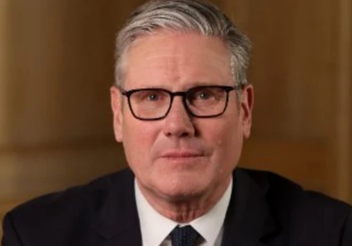 Keir Starmer ogłasza zakaz mediów społecznościowych dla osób poniżej 16. roku życia