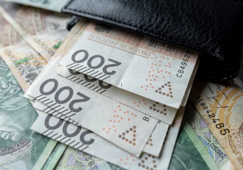 Nowe terminy wypłat 800 plus w lipcu! Niektórzy dostaną pieniądze szybciej