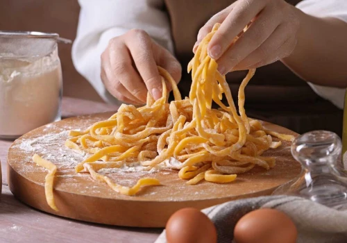 Po tym przepisie już nie kupisz makaronu w sklepie. Smakuje jak z Włoch