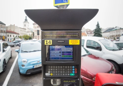 Konsultacje w sprawie rozszerzenia strefy płatnego parkowania w Bielsku-Białej. Zmiany obejmą okolice dworców