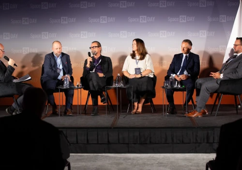 Bezpieczna łączność to priorytet. Debata na Space24 Day