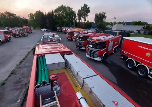 Lubelska KW PSP zamawia średnie i ciężkie samochody