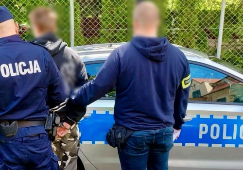 Grozili 14-latce i jej ojcu. Jeden trafił do poprawczaka