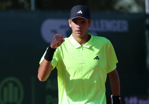 Rafa Jódar rezygnuje z Queen's Club z powodu problemów brzusznych
