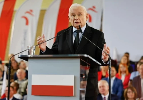 Taki jest prywatnie Kaczyński. Jego kuzyn ujawnił kulisy. Wspomniał o finansach