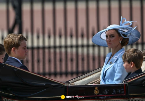 Księżna Kate z dziećmi wybuczani w Londynie. Tak zareagowała na protesty