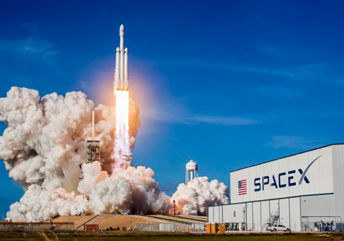 Mały free float winduje SpaceX? Weszły już lewarowane ETFy, a przed nami opcje