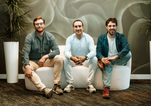 Market One Capital inwestuje w hiszpański Optiak. Startup pozyskał 4 mln euro na system dla korporacyjnej AI