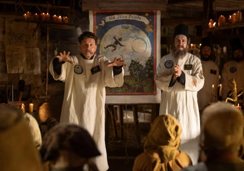 „1670” wraca do Netflixa! Kosmiczne podróże, choroba poszlachecka i bunt chłopów w zwiastunie 3. sezonu