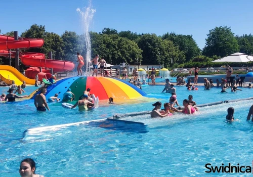 Rozpoczęcie sezonu kąpielowego coraz bliżej. Świdnica i Strzegom ruszają już w ten weekend
