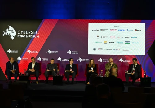 Tłumy chętnych do służby w Cyber Legionie. Nadspodziewany sukces wojskowego projektu