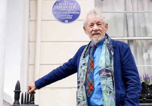 Sir Ian McKellen zaskoczył fanów w Rzymie. Pokazał fragment nowego filmu Marvela. 