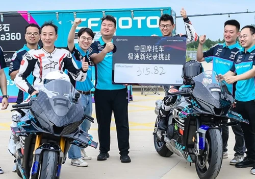 Rekord chińskiego superbike. CFMoto V4 SR-RR pojechało prawie 316 km/h