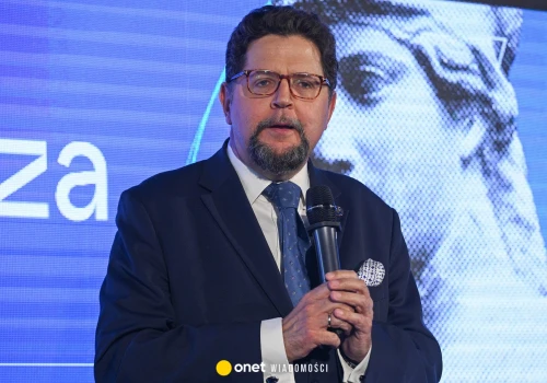 Burza po słowach wiceministra o UPA. Polityk teraz przeprasza