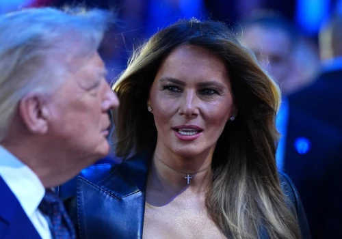 Stylizacja Melanii Trump na UFC wywołała poruszenie. Postawiła na modowy zwrot