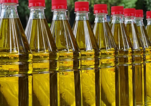 Ukraiński Kernel sprzedaje olej w UE pod własną marką. W Holandii już 5,5 mln litrów