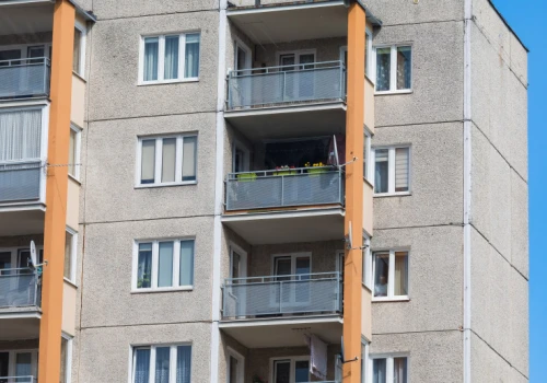 Wielka płyta dotarła do granicy. Bez tego bloki z PRL-u nie wytrzymają