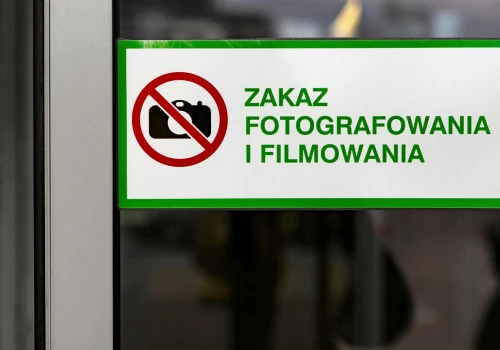 Robienie zdjęć w sklepach. Można, czy nie można? Prawnik grzmi: Mogą stanowić nieuczciwą praktykę