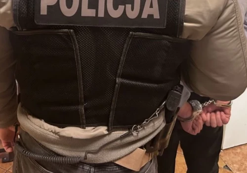 Sześciu poszukiwanych wpadło w trzy dni. Dwóch się wykupiło, reszta siedzi