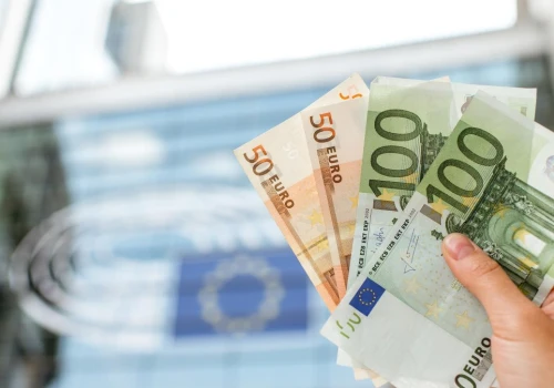 Politycy PiS i KO po jednej stronie. Zwrócili się do Komisji Europejskiej