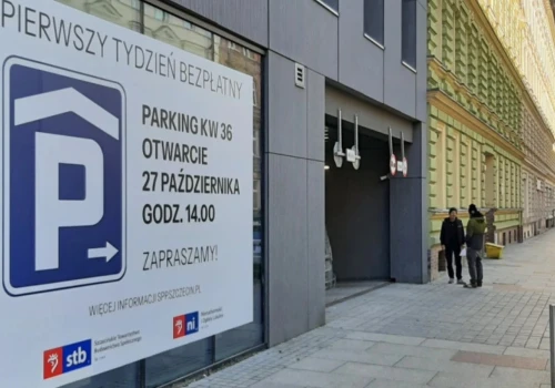 Taniej niż w Strefie Płatnego Parkowania. Szczecin obniża ceny w Parkingowcu