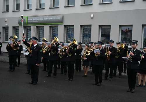 Orkiestra Dęta OSP Skomlin w weekend świętowała jubileusz. W piątek organizuje „dzień otwarty”