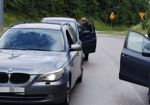 Pijany kierowca BMW pędził w terenie zabudowanym 110 km/h